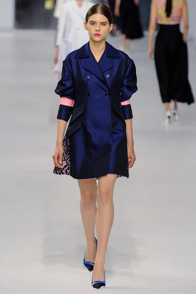 Look 23